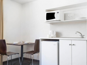 studio room city 105 Adelaide